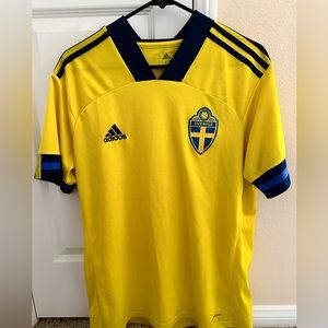 Adidas Sweden Men’s National Soccer Away Team Jersey Size L